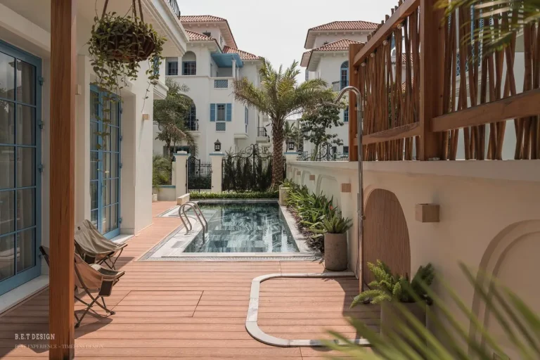 Bể bơi nước mặn và giàn pergola villa M2-21 Sun Feria