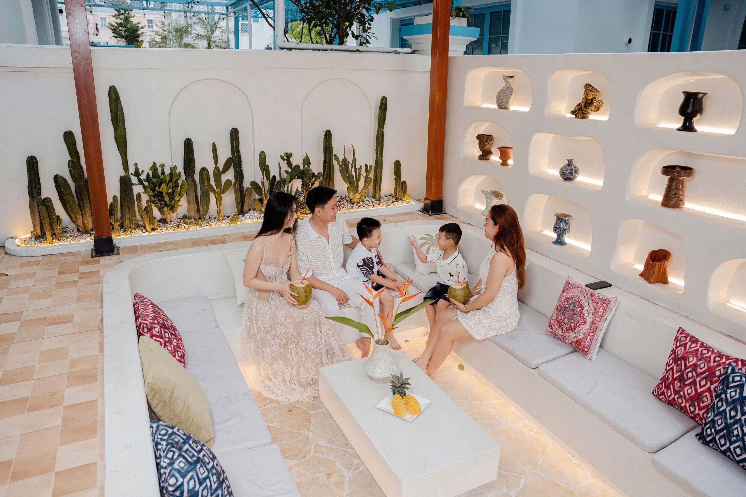 Khu chill ngoài trời